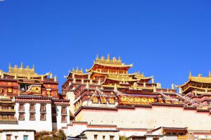 Ganden Songzanlin Monastery in Shangrila